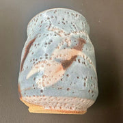 grey shinoyaki tea cup whith hand painted mark